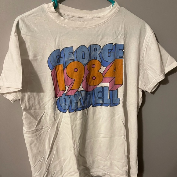 brandy tee - Picture 1 of 1